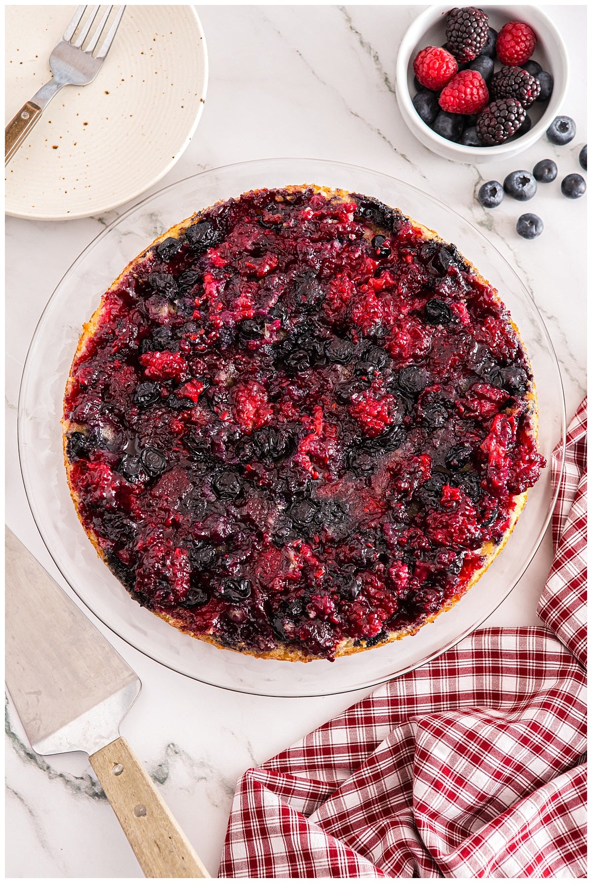 Berry Upside Down Cake Exclusive