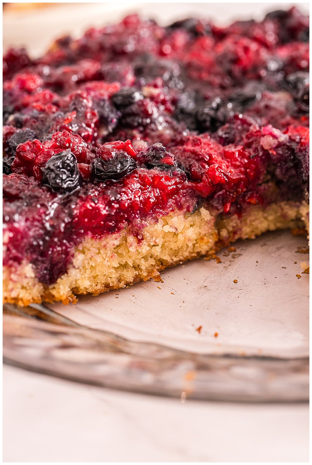Berry Upside Down Cake Exclusive