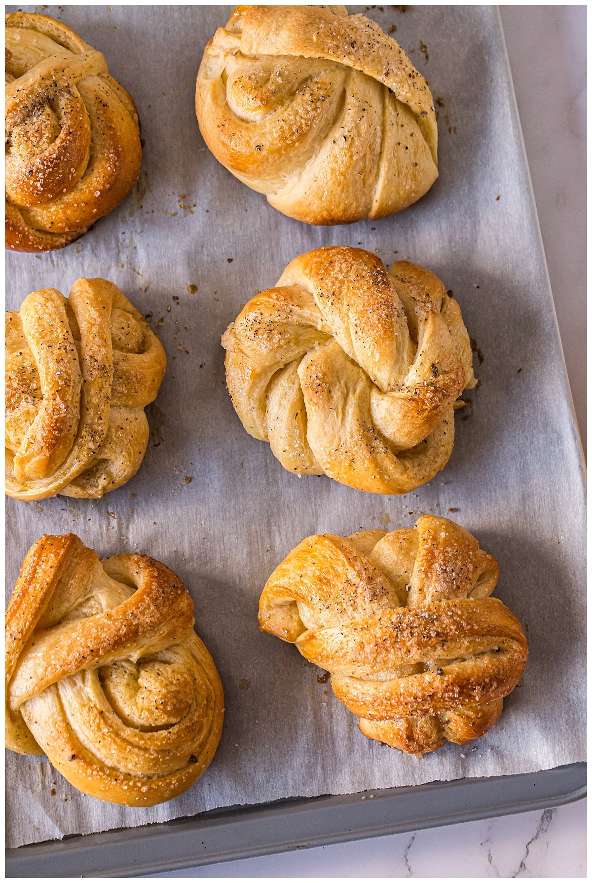 Cardamom Buns Exclusive