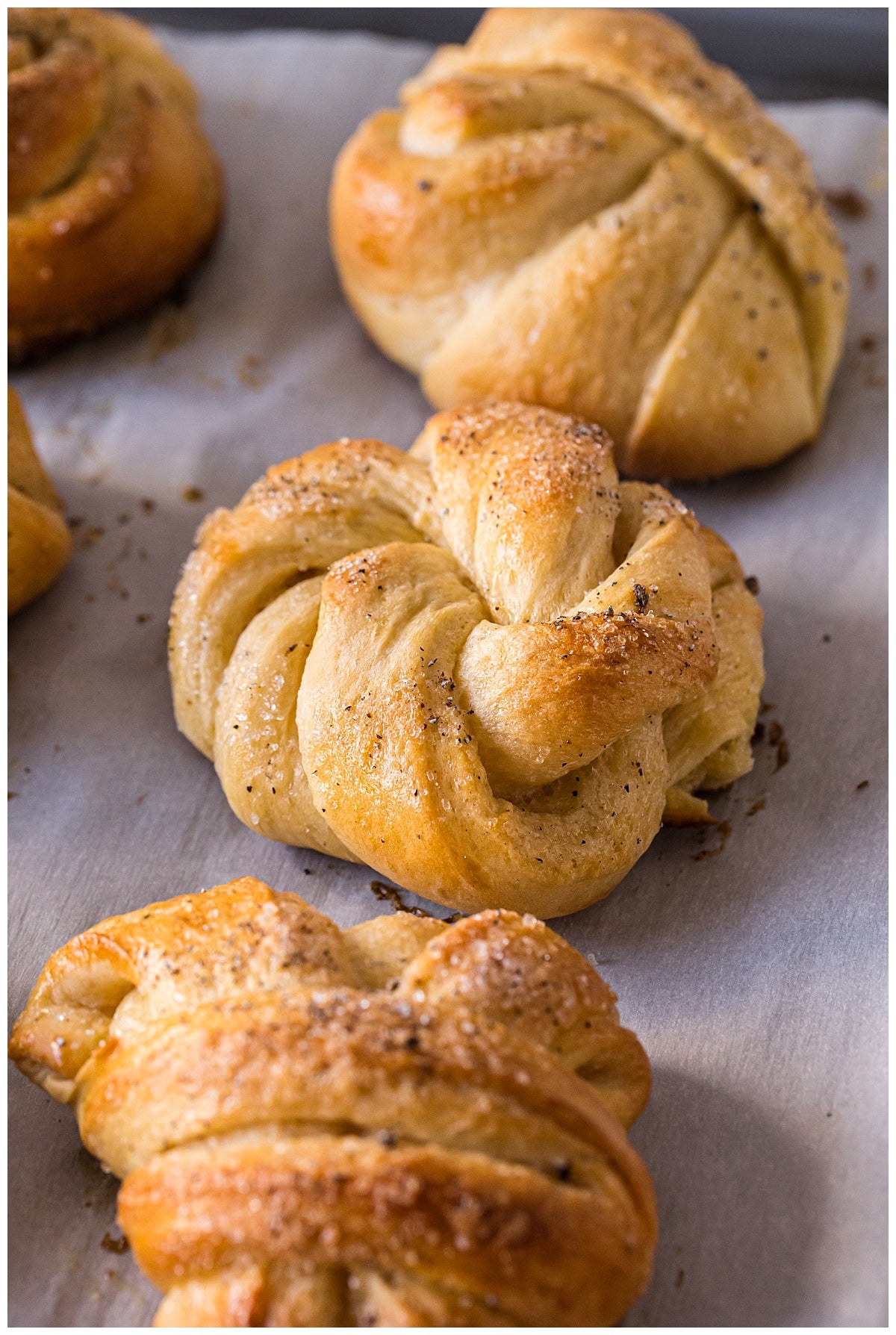 Cardamom Buns Exclusive