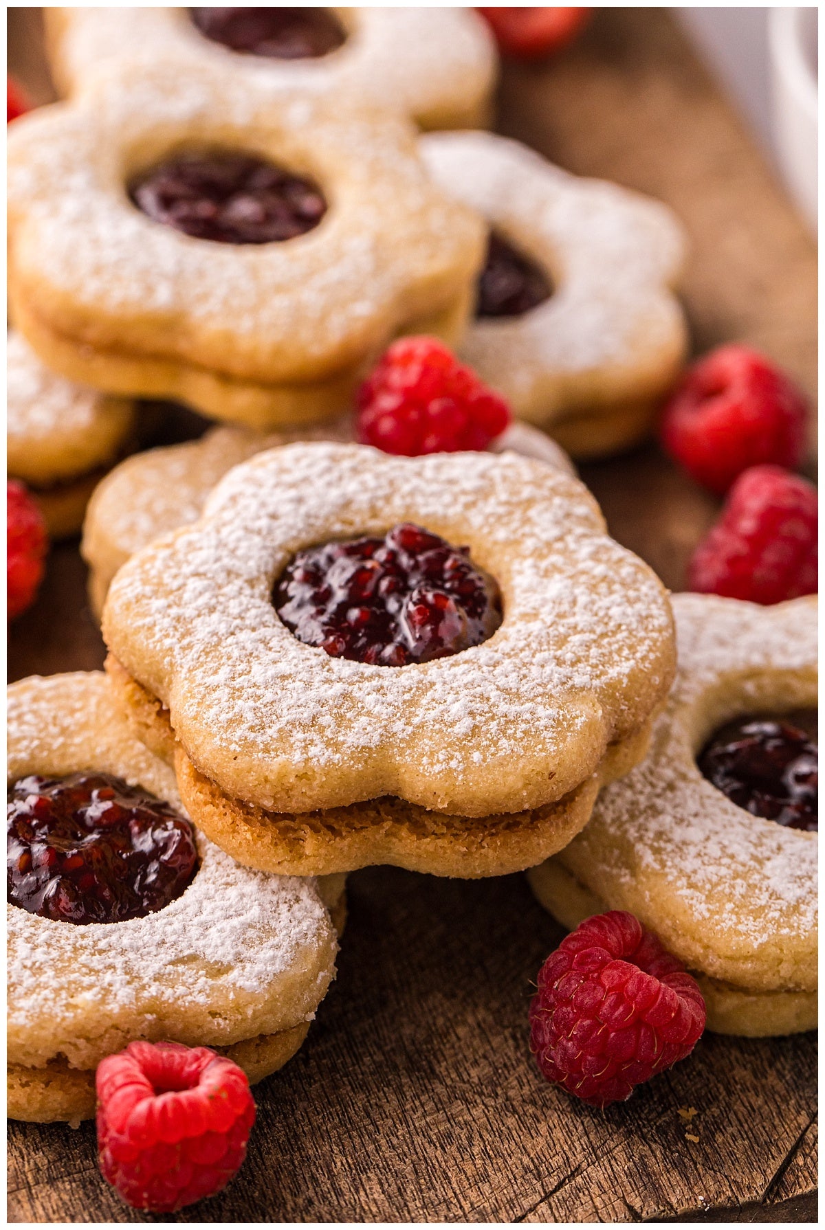 Linzer Cookies (Raspberry) Exclusive