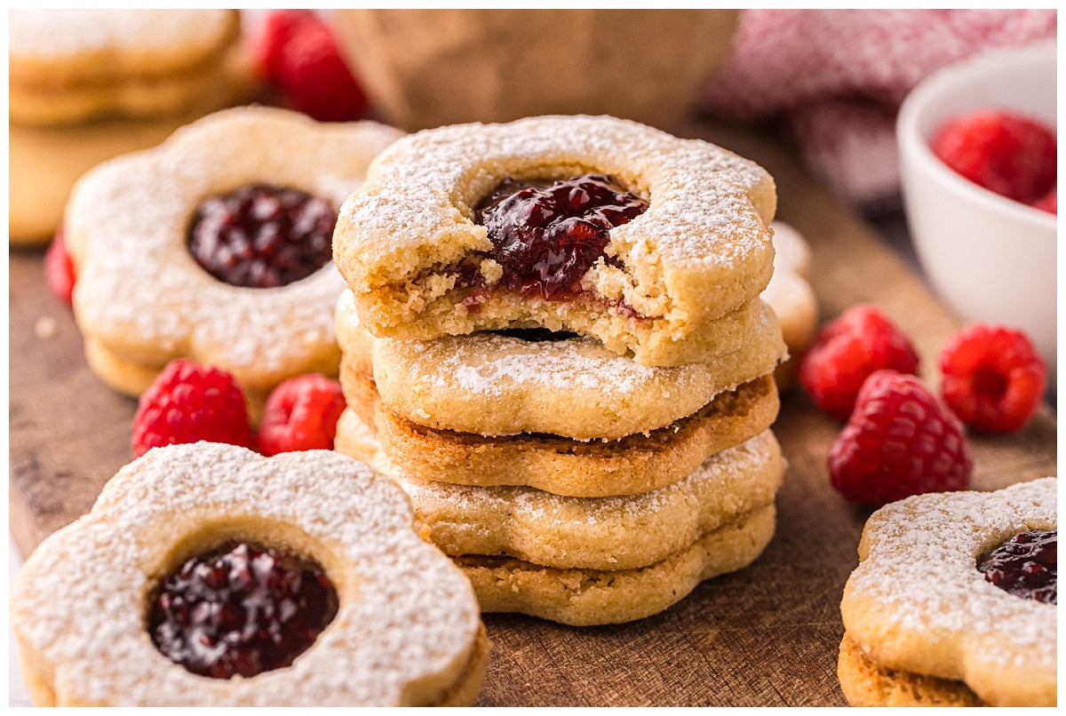 Linzer Cookies (Raspberry) Exclusive