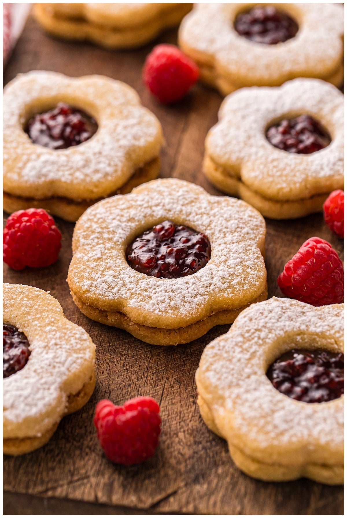 Linzer Cookies (Raspberry) Exclusive