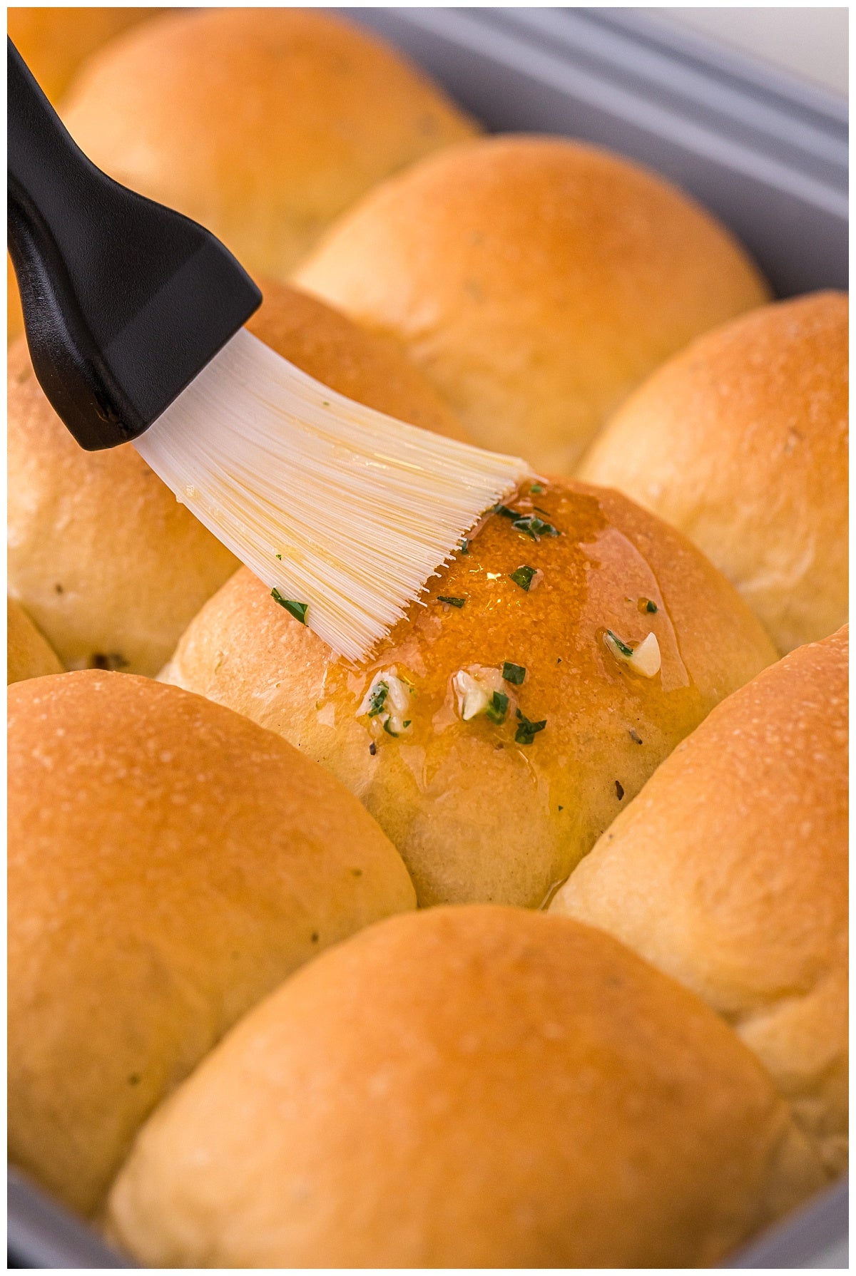 Garlic Butter Rolls Exclusive