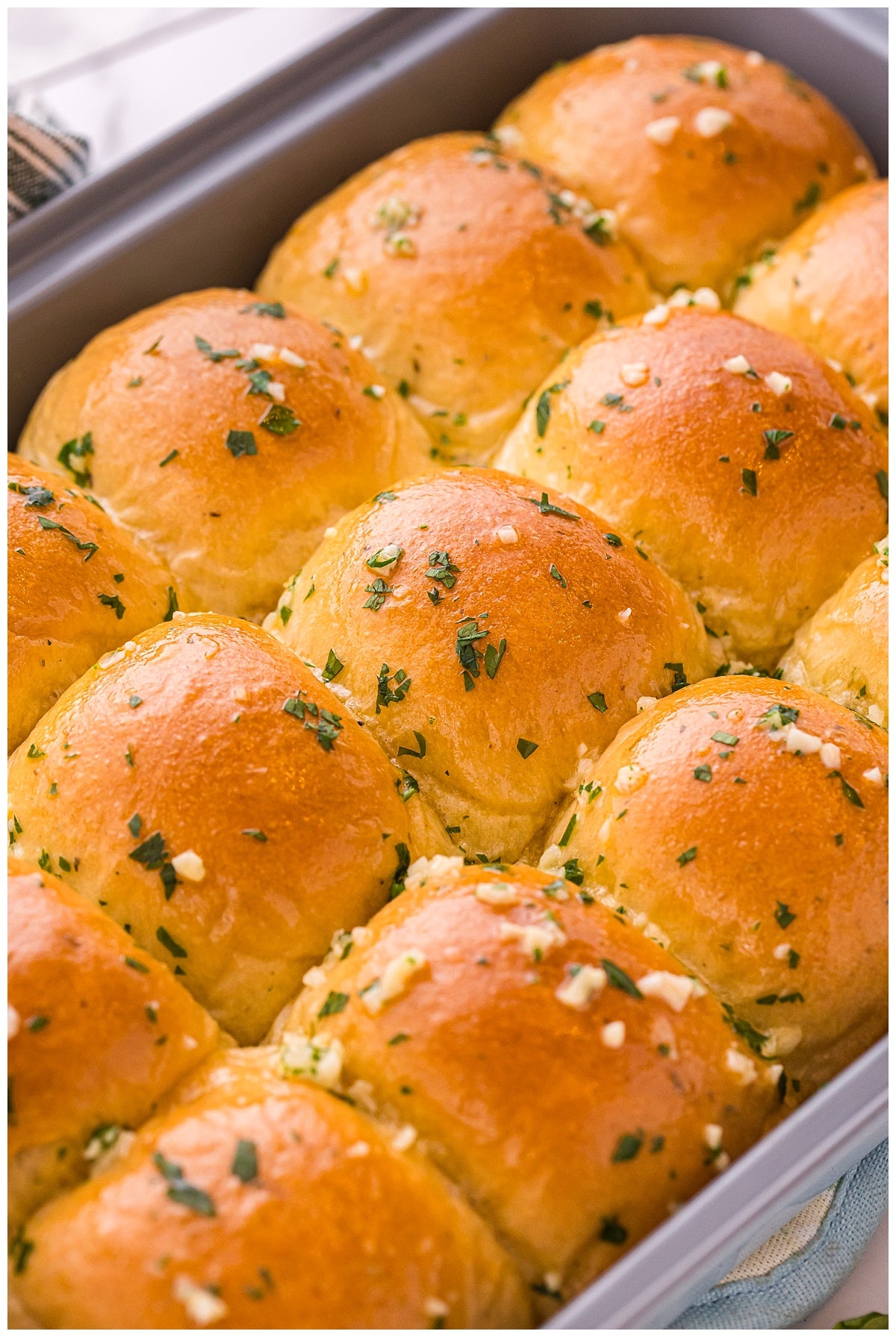 Garlic Butter Rolls Exclusive
