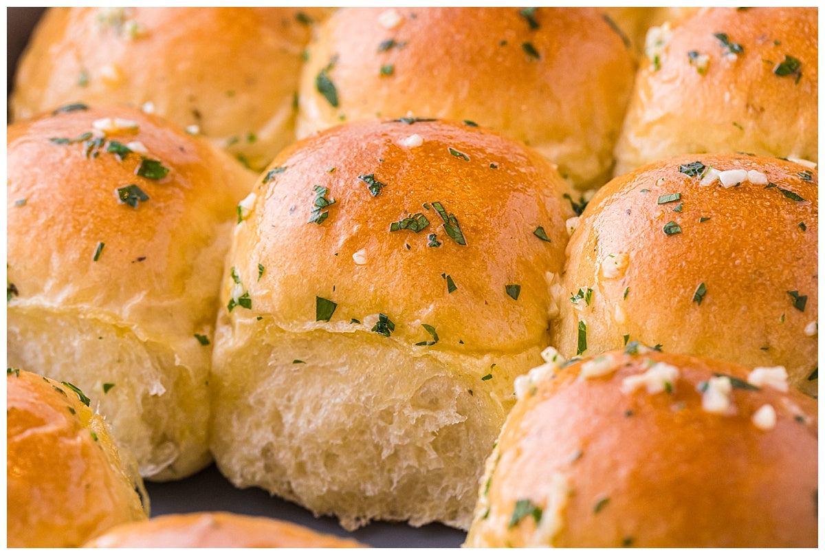 Garlic Butter Rolls Exclusive