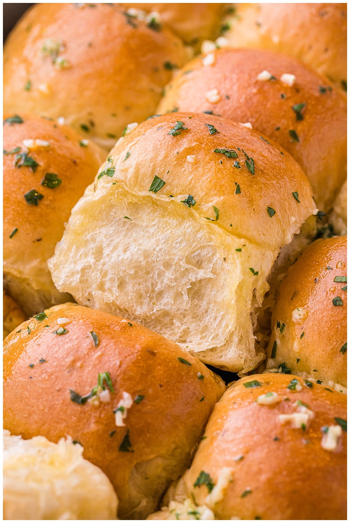 Garlic Butter Rolls Exclusive