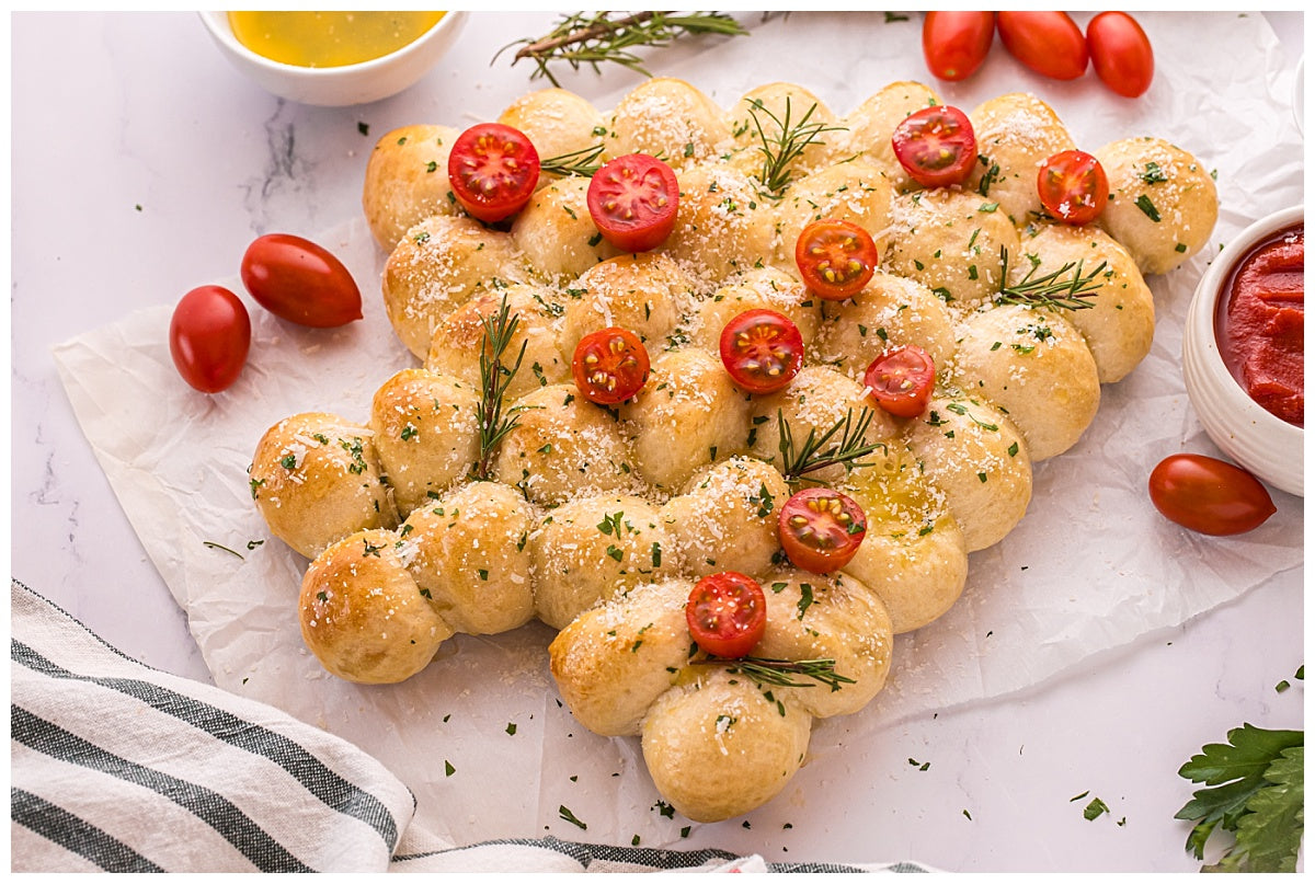 Christmas Tree Pull Apart Bread Exclusive