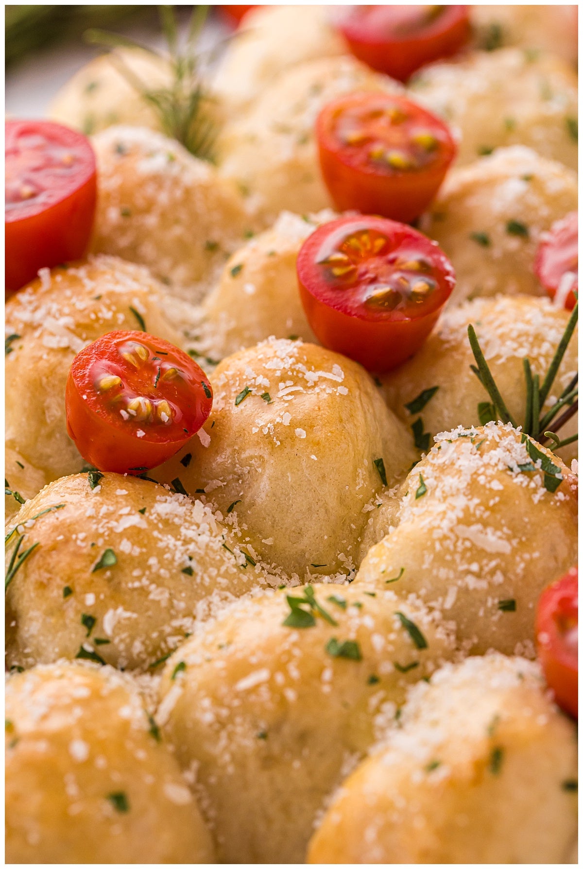 Christmas Tree Pull Apart Bread Exclusive