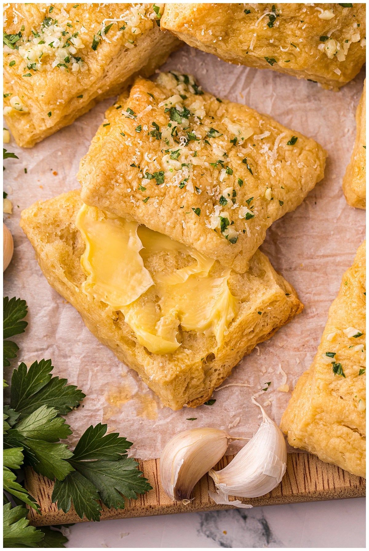 Garlic Bread Biscuits Exclusive