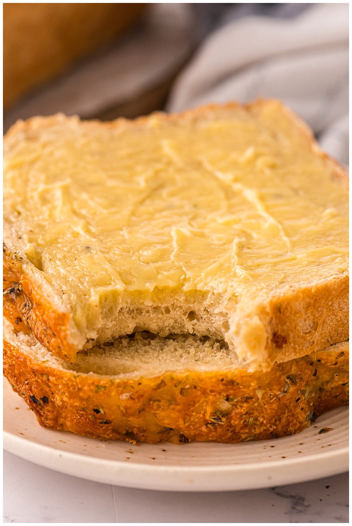 Italian Herb Cheese Bread Exclusive