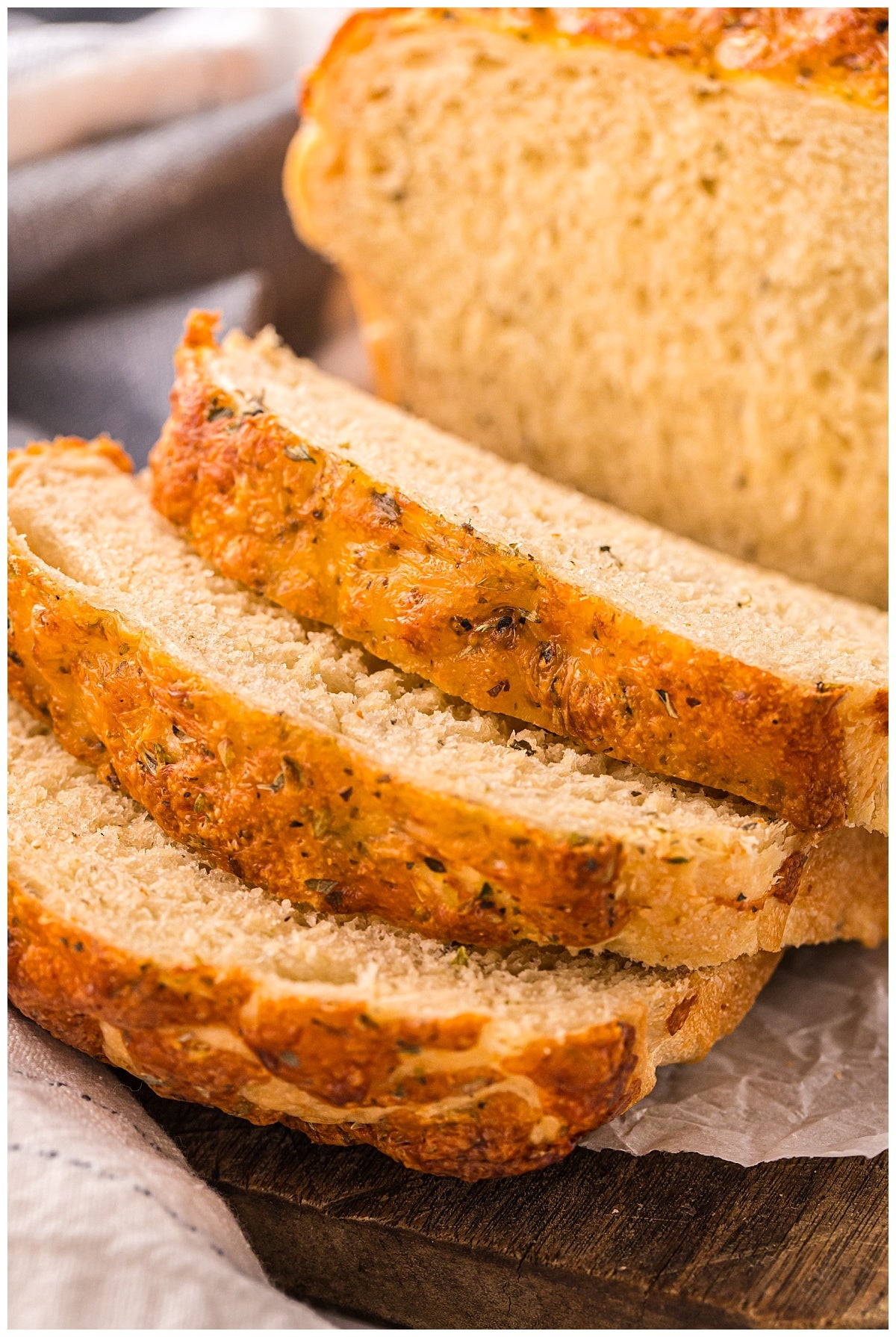 Italian Herb Cheese Bread Exclusive